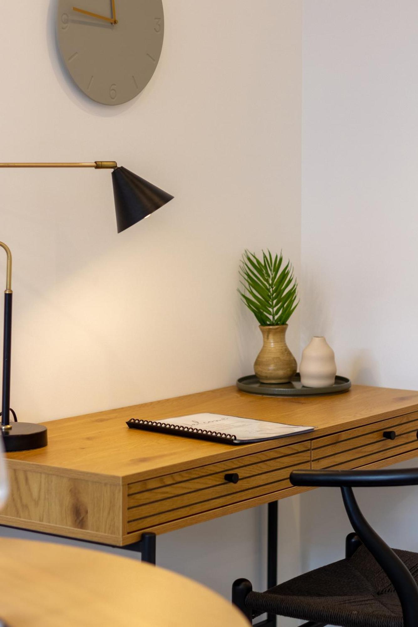 Single Level Studio, Cbd Escape: King Bed Christchurch Ngoại thất bức ảnh
